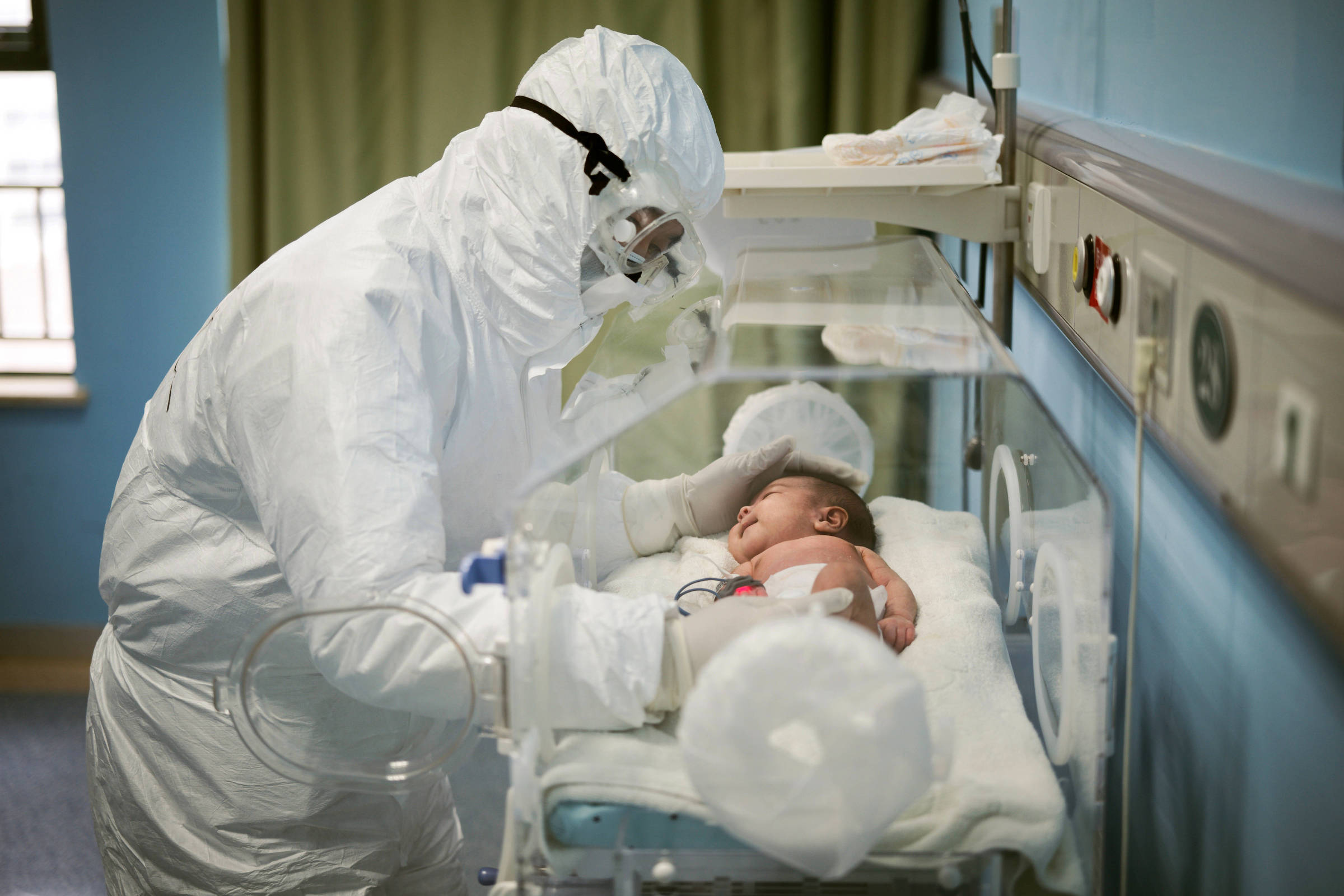 Covid-19:  bebê recém-nascido é a primeira vítima mais jovem da doença no mundo!!