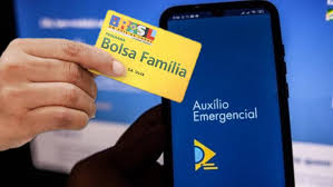 Beneficiários do Bolsa Família começam a receber 3ª parcela de auxílio 17/06  HOJE!